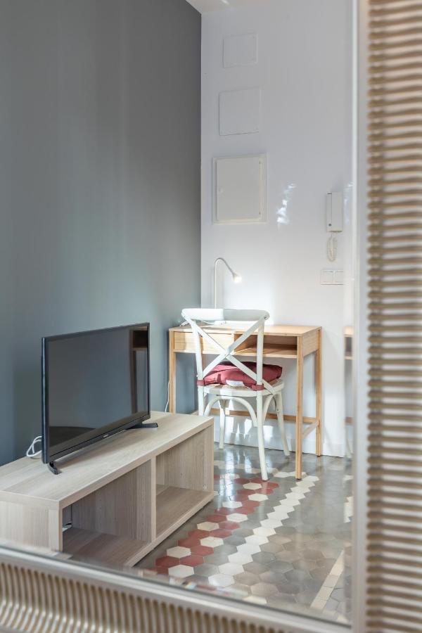 Apt With Antique Floor & Lots Of Sun Light Valencia Eksteriør bilde