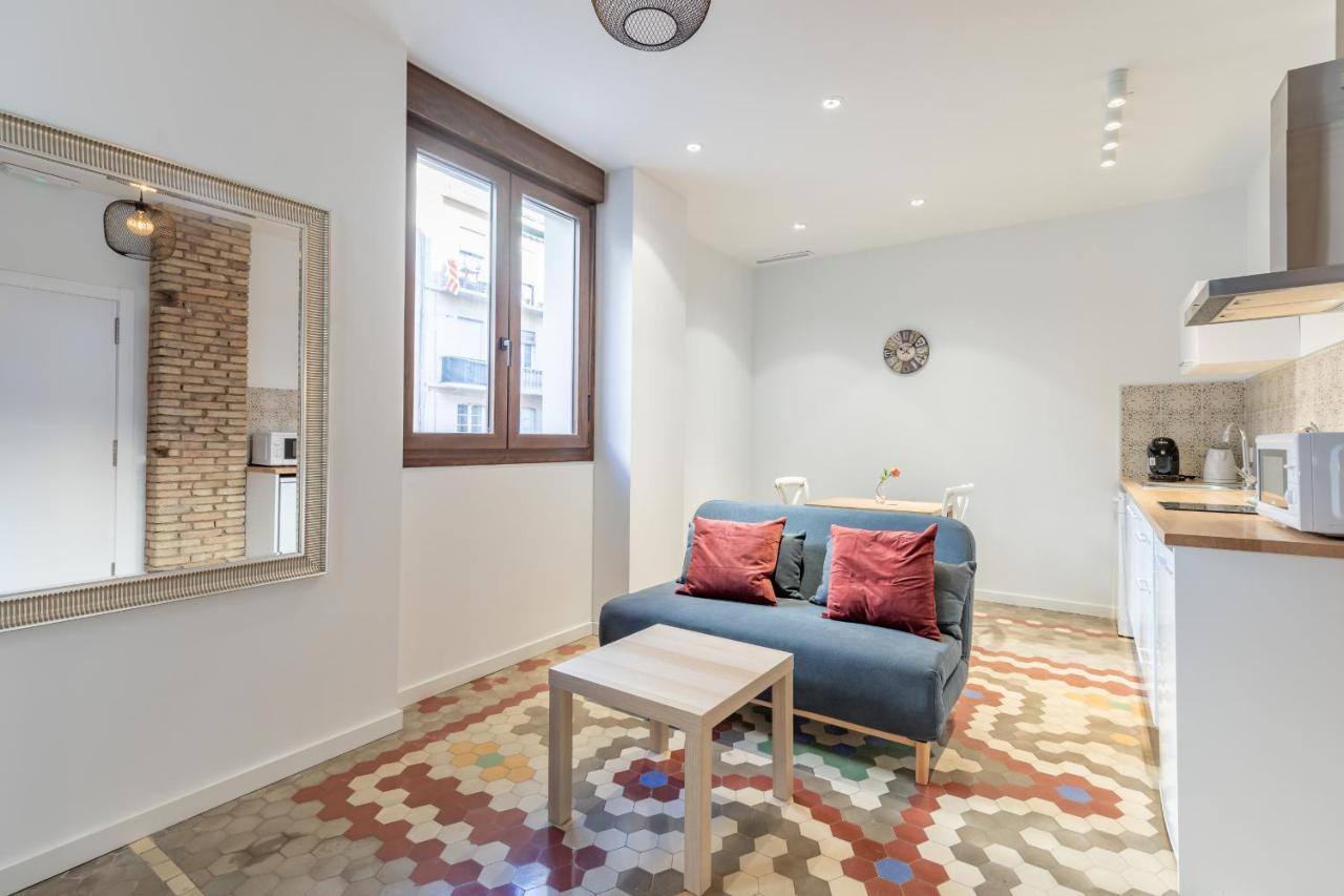 Apt With Antique Floor & Lots Of Sun Light Valencia Eksteriør bilde
