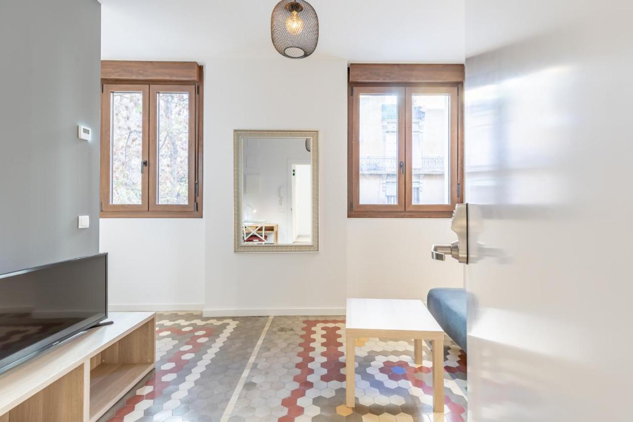 Apt With Antique Floor & Lots Of Sun Light Valencia Eksteriør bilde