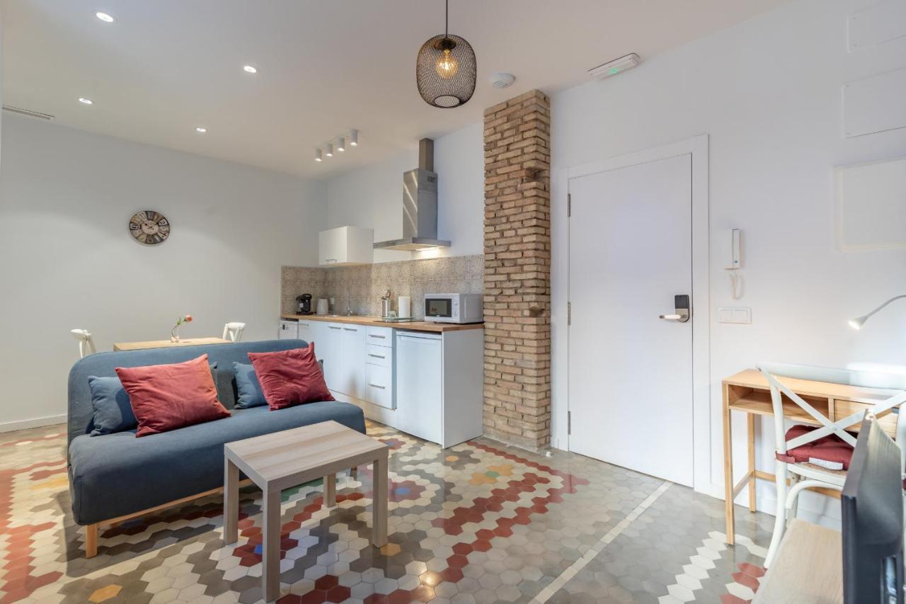 Apt With Antique Floor & Lots Of Sun Light Valencia Eksteriør bilde